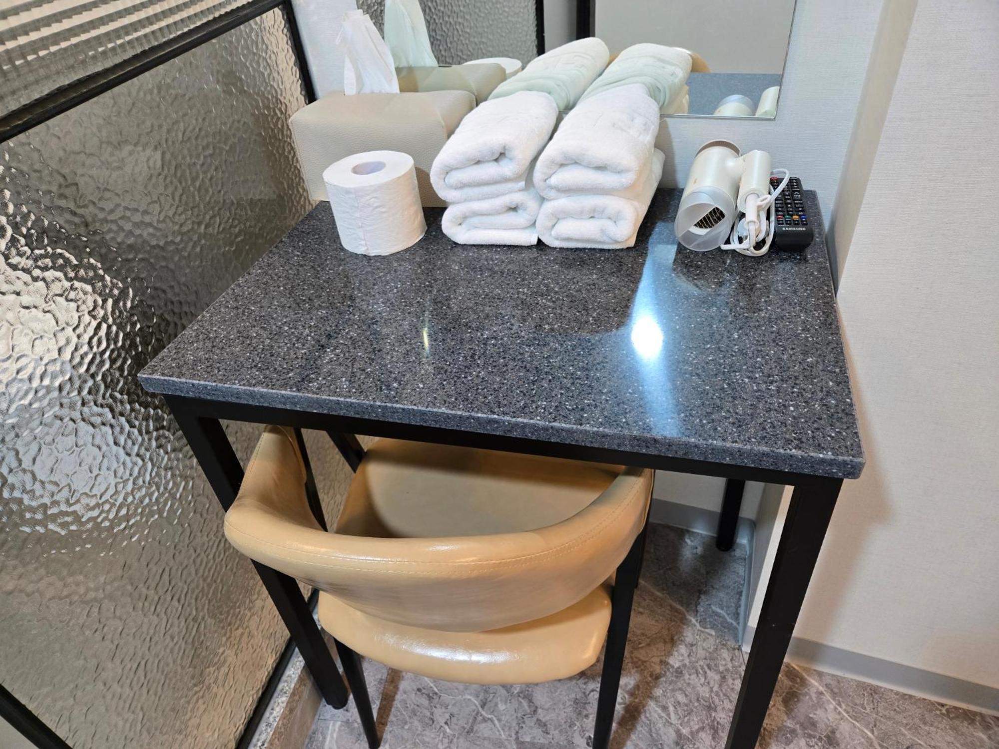 K-Stay Guesthouse Dongdaemun Seoul Phòng bức ảnh